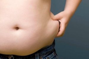 Mỡ bụng khiến bạn có thân hình đồ sộ, xấu xí