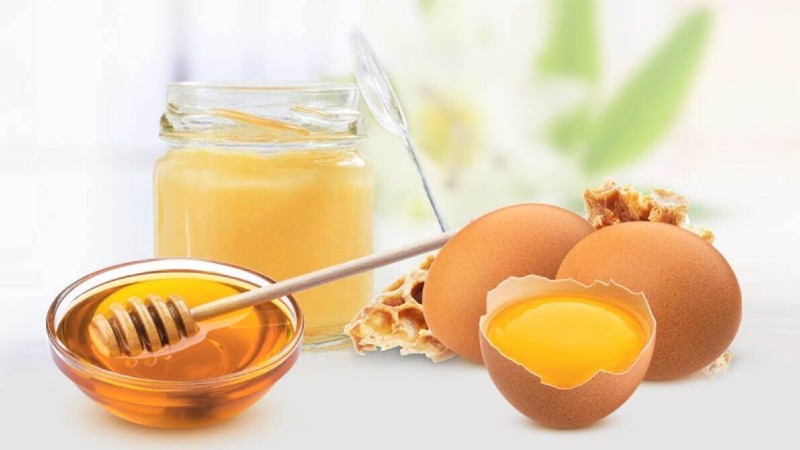 Cách dưỡng tóc mềm mượt nhanh dài bằng trứng, sữa chua và mật ong